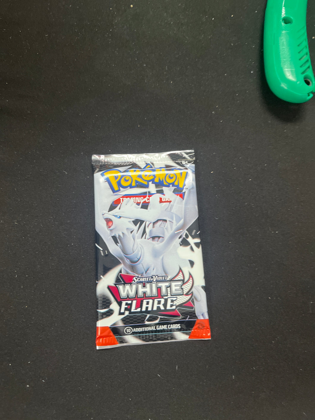White Flare Packs